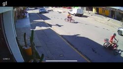 video:-adolescente-e-arremessado-de-bicicleta-em-colisao-frontal-com-moto-em-caruaru