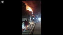 video:-incendio-e-registrado-em-hamburgueria-de-caruaru