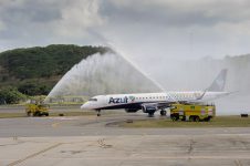 governadora-de-pernambuco-assina-ordem-de-servico-de-r$-14-milhoes-para-o-aeroporto-de-serra-talhada