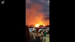 video:-carros-sao-incendiados-em-estacionamento-de-shopping-de-serra-talhada