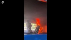 video:-incendio-e-registrado-em-sala-de-aula-em-escola-publica-na-cidade-de-gravata